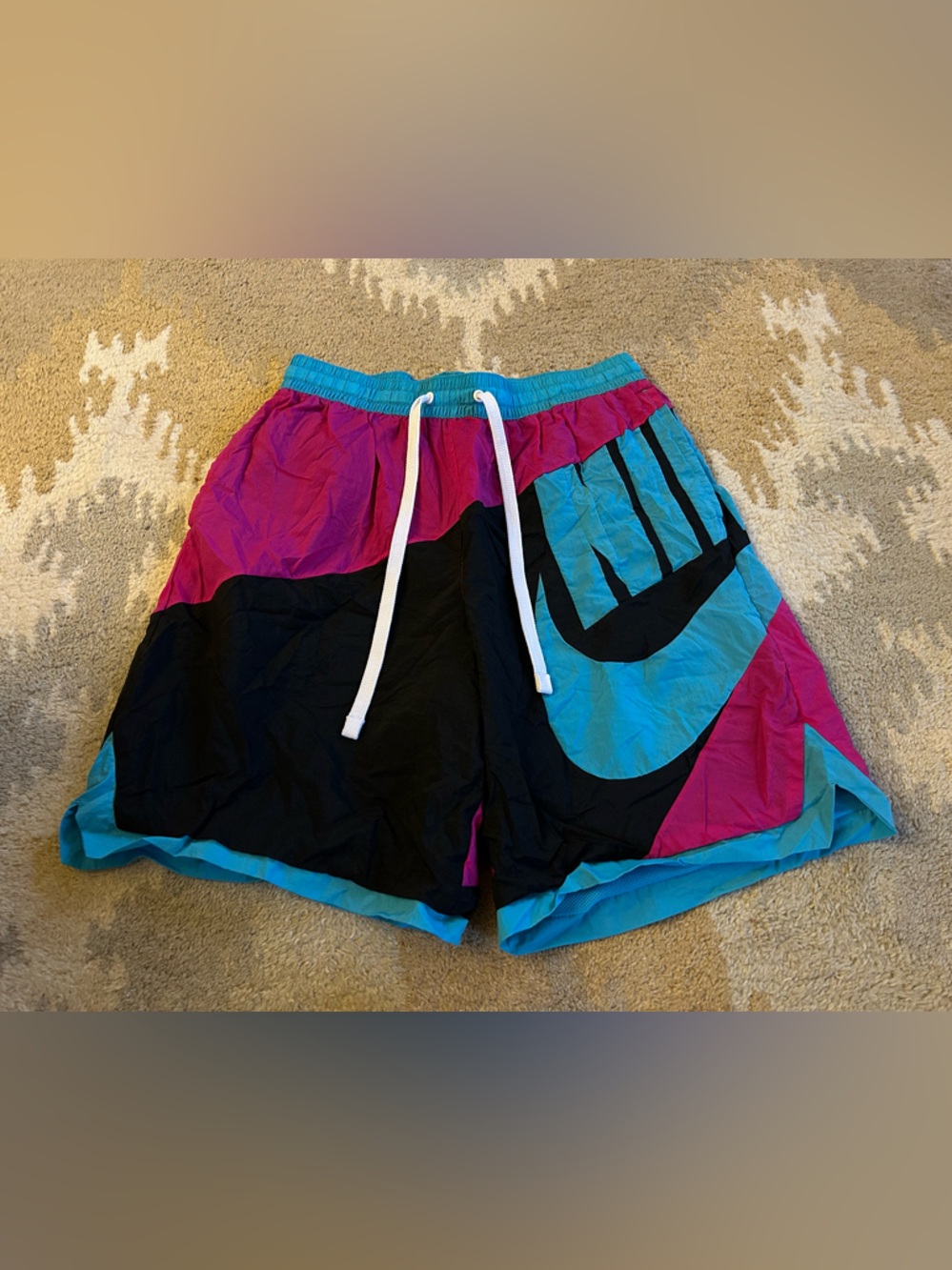 NIKE Futura Retro Throwback Basketball Gym Shorts Men’s XL Black Neon Blue Pink